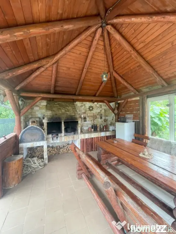 Duplex de vanzare, 2 unități, 8 camere, 300 mp, zona centr - Baia Mare (Maramures)