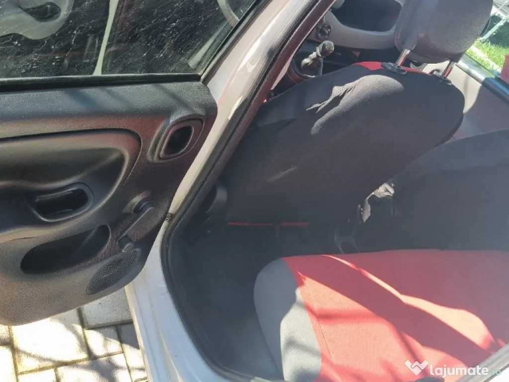 Fiat Panda 1.2 benzina cu 125.000 km rulati