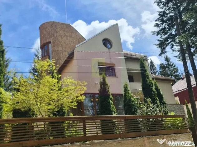 Vila de lux de vanzare in Predeal