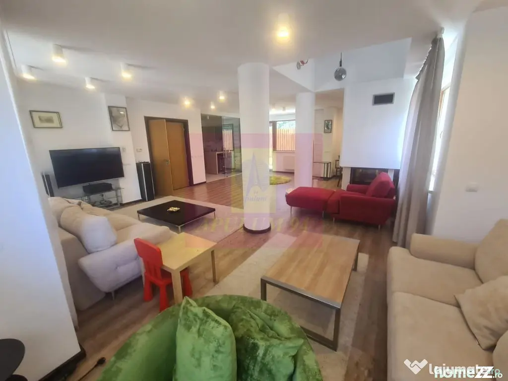 Vila de lux de vanzare in Predeal