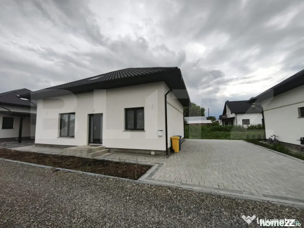 Casa individuala noua, 6 camere, 180mp, Radauti