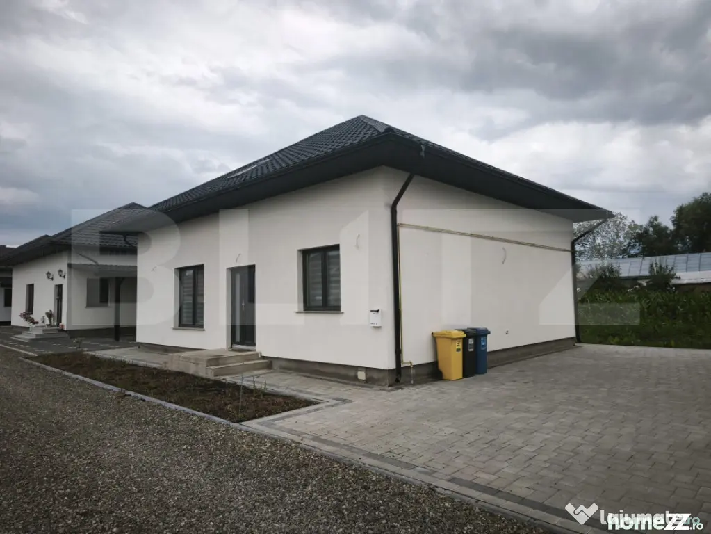 Casa individuala noua, 6 camere, 180mp, Radauti