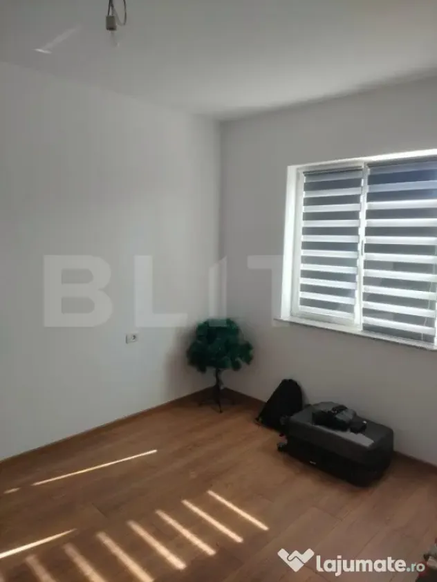 Casa individuala noua, 6 camere, 180mp, Radauti