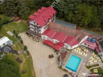 Pensiune turistica cu restaurant si 33 camere in Rasinari Si