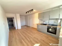 Apartament cu 3 camere, parcare inclusa, curte privata, zona