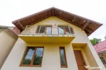 Proprietate compusă din două case si teren 378 mp Purc?...