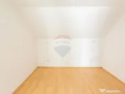 Proprietate compusă din două case si teren 378 mp Purc?... 