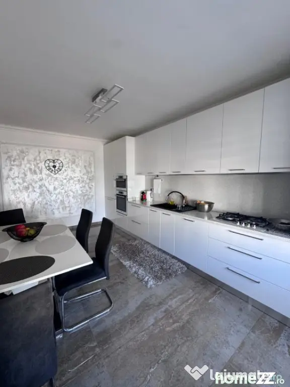 Duplex modern, mobilat si utilat complet