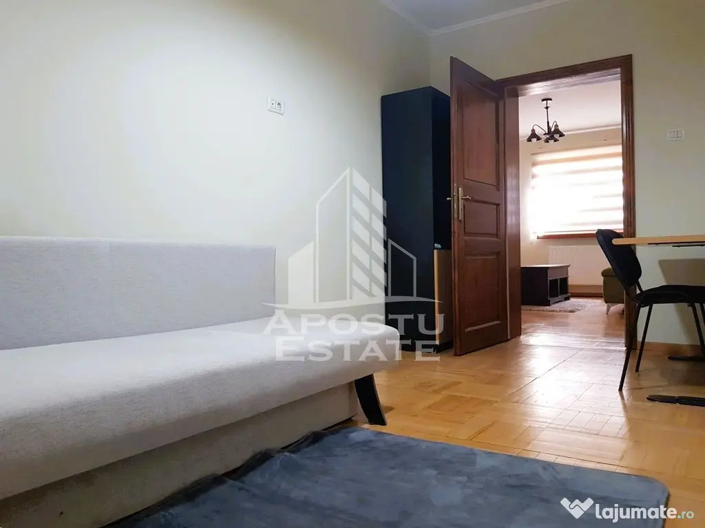 Apartament cu 3 camere Ultracentral - Arad (Arad)