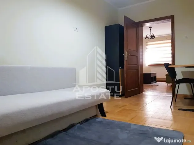 Apartament cu 3 camere Ultracentral - Arad (Arad)