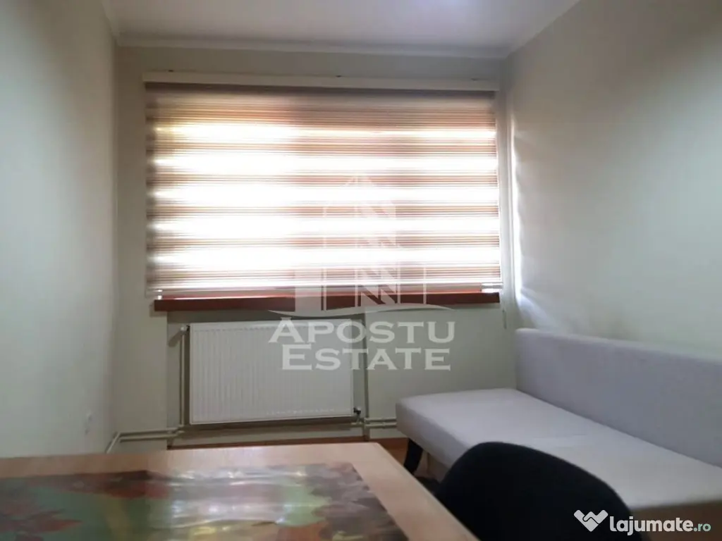 Apartament cu 3 camere Ultracentral - Arad (Arad)