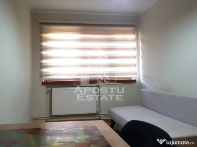 Apartament cu 3 camere Ultracentral - Arad (Arad)