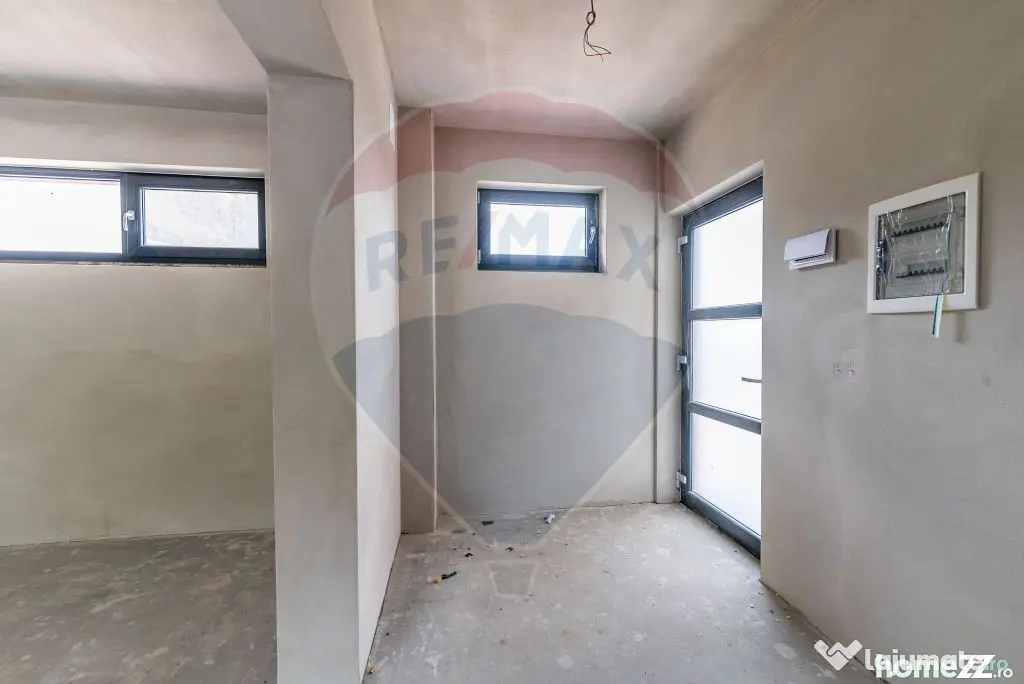 Apartament cu terasă și 2 locuri de parcare • Complex...