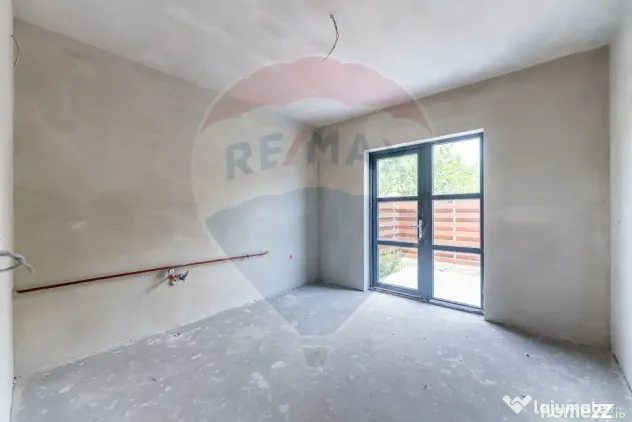 Apartament cu terasă și 2 locuri de parcare • Complex...