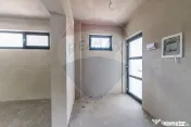 Apartament cu terasă și 2 locuri de parcare • Complex...