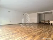 Spatiul comercial central