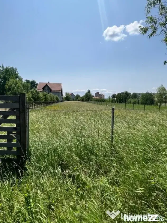 Teren intravilan ,2000 mp,Radauti