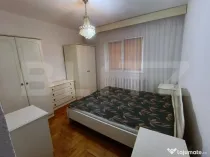 Apartament 3 camere în suprafață de mp67 și garaj sub bl