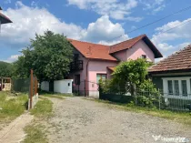 Casa familiala, 5 camere, zona buna, linistita