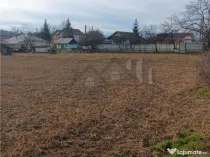 Teren 3500mp. Paun Bucium la asfalt cu toate utilitatile