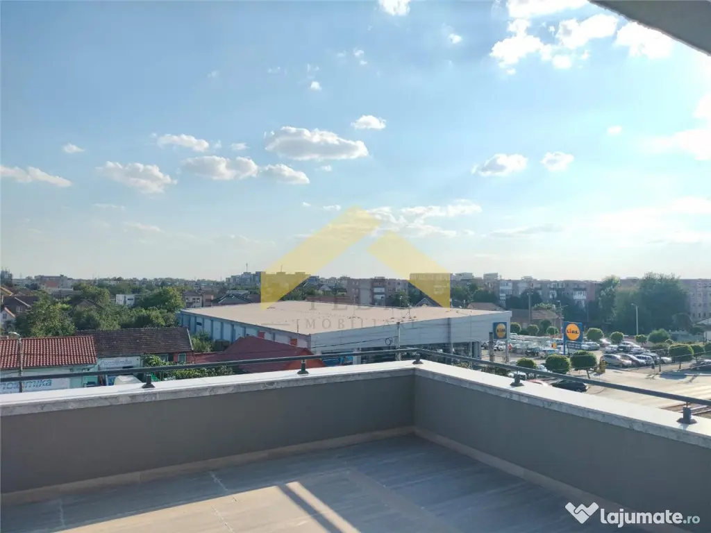 Penthouse 2 camere de inchiriat zona Micalaca