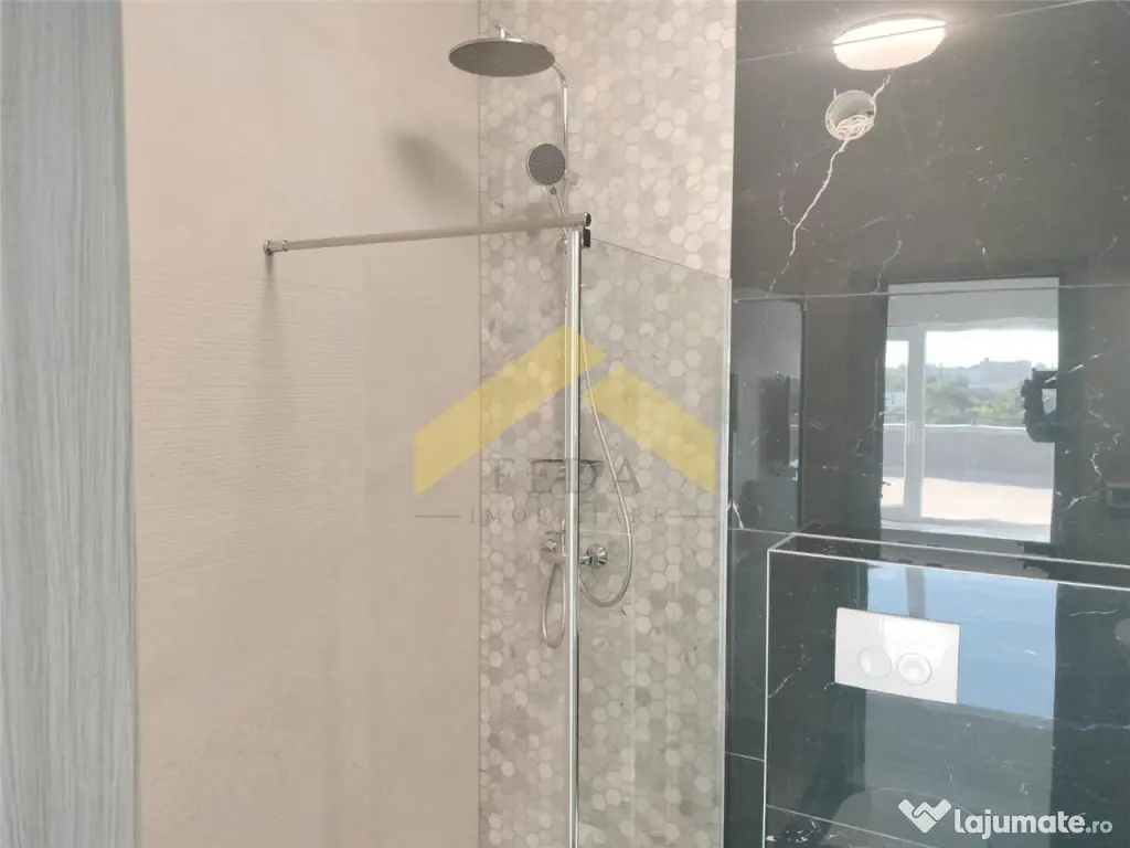 Penthouse 2 camere de inchiriat zona Micalaca