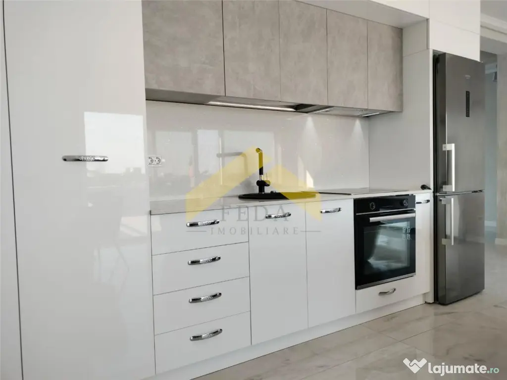 Penthouse 2 camere de inchiriat zona Micalaca