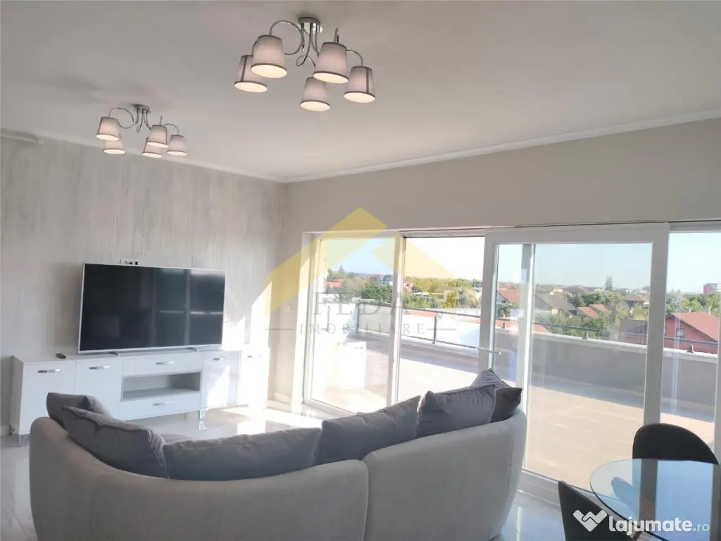 Penthouse 2 camere de inchiriat zona Micalaca