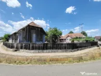 Casa renovabila 2,2 arii taren in Raciu