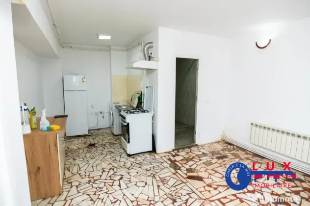 ID 10067 CAZARE 6 PERSOANE *ULTRACENTRAL