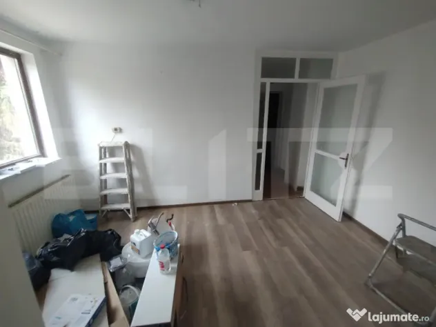 Apartament de vanzare, 2 camere, 32 mp, etaj 1, zona Decebal