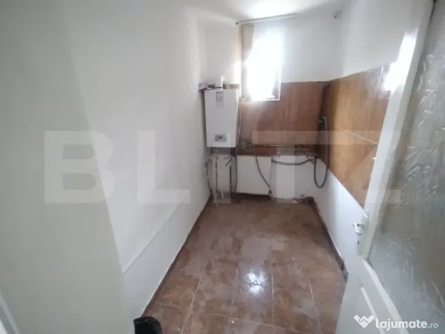 Apartament de vanzare, 2 camere, 32 mp, etaj 1, zona Decebal