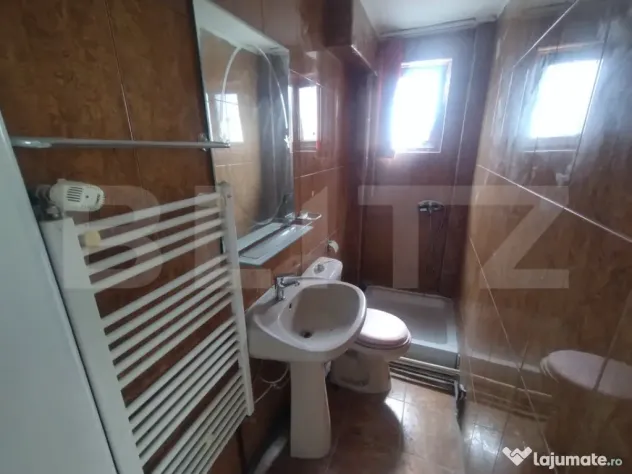 Apartament de vanzare, 2 camere, 32 mp, etaj 1, zona Decebal