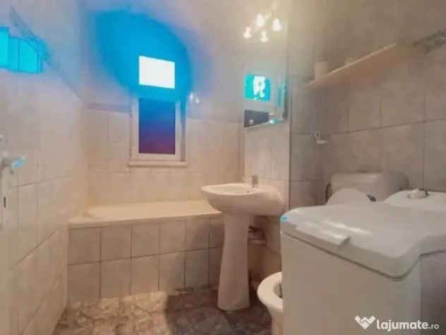 2 camere in zona Torontalului