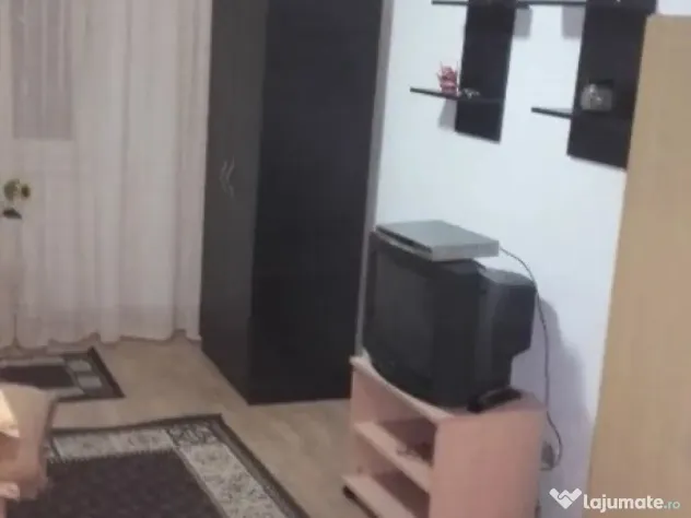 2 camere in zona Torontalului