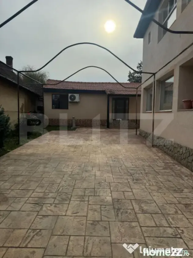 Casa 7 camere, 400 mp, 1200 mp Terem - Odoreu - Odoreu (Satu-Mare)