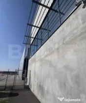 Hala cu pod rulant, cladire admininstrativa. Top!