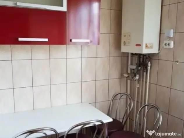 2 camere in zona Cetatii