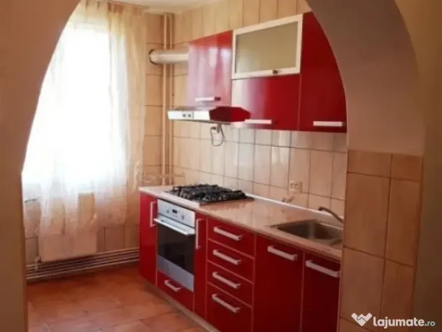2 camere in zona Cetatii