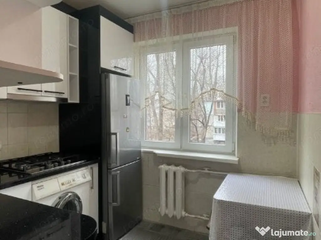 3 camere in zona Bogdanestilor