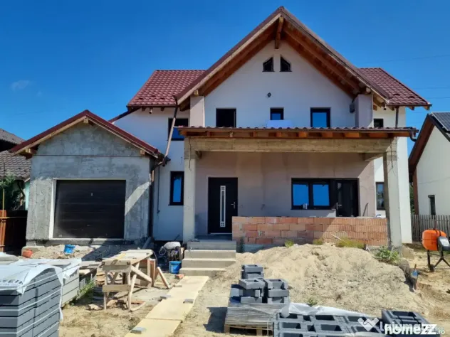 Vila cu garaj Gheraiesti Arinilor - langa cartier Smarald - Bacau (Bacau)