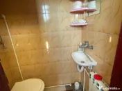 Casă cu 3 camere, garaj și curte spațioasă – zona Giul 