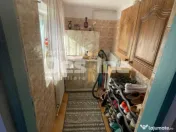 Casă cu 3 camere, garaj și curte spațioasă – zona Giul 