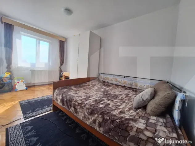 Apartamet de vanzare, cu 3 camere, 46 mp, zona Sagului-SHOPP