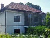 CASA CU TEREN 1730 MP, UTILITATI RACORDATE 