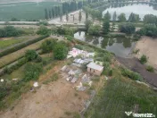 Teren de vanzare, zona cu acces rapid la autostrada, Camp...