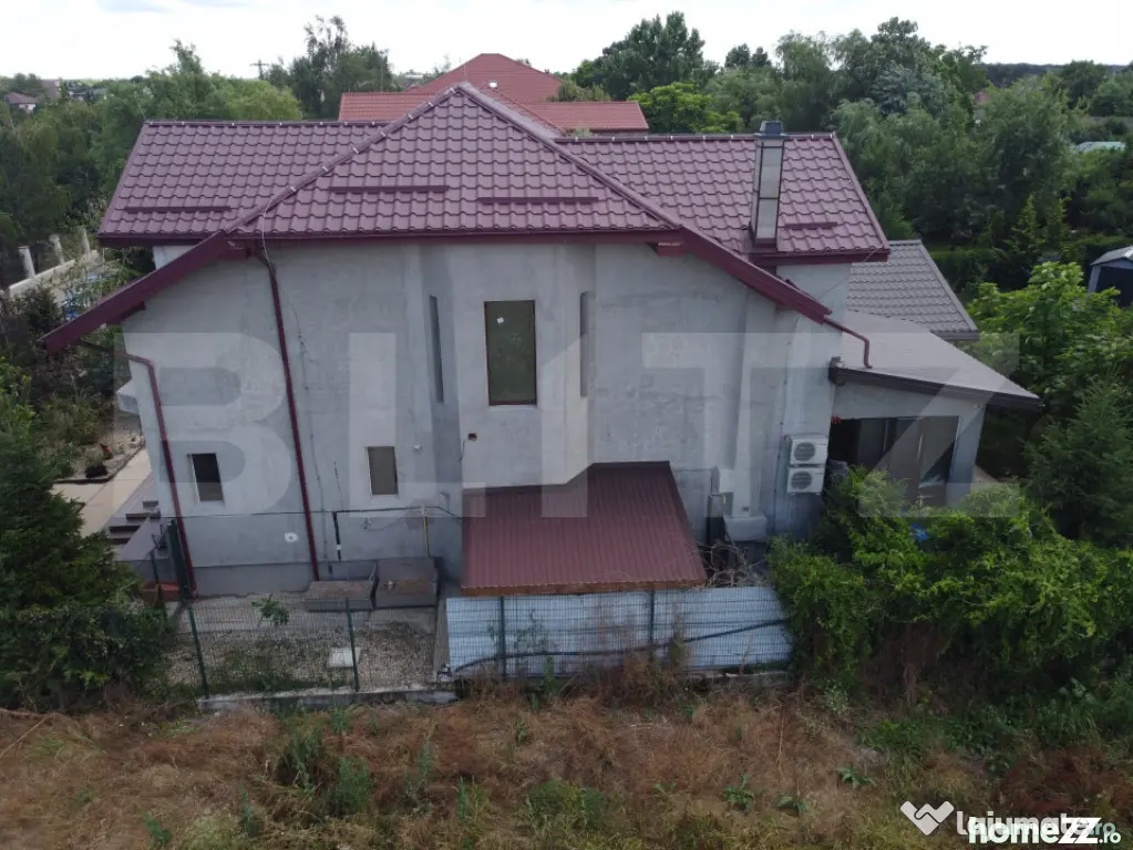 Vilă de vanzare, cu 6 camere, 230 mp, zona Samurcași