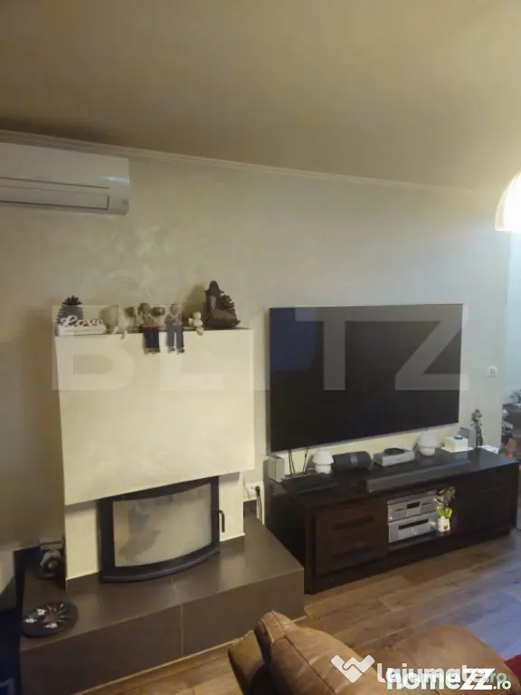 Vilă de vanzare, cu 6 camere, 230 mp, zona Samurcași