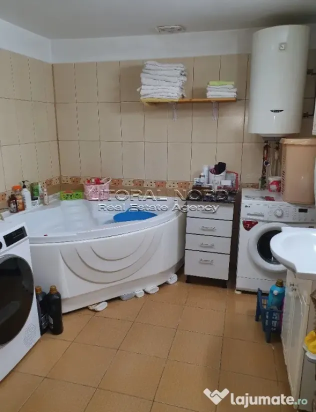 Exclusivitate - Eforie Nord - Imobil P+1E, 9 camere, 8 bai,150mp utili