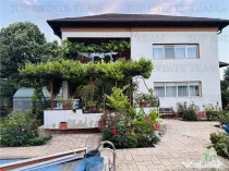 Vila de exceptie 6 camere 450 mp utili, 1000 mp teren, pisci